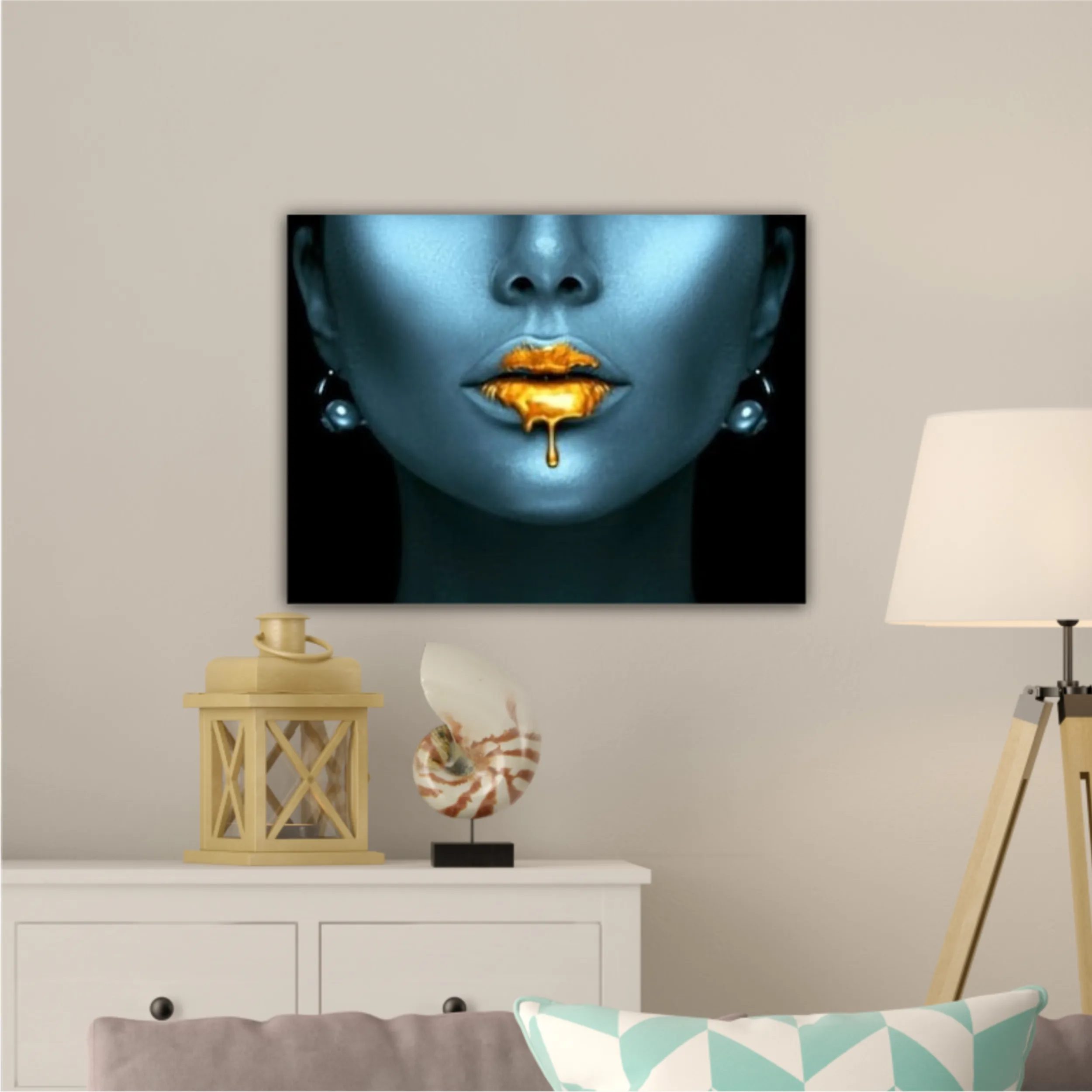 Blue beauty with golden details  Lips golden