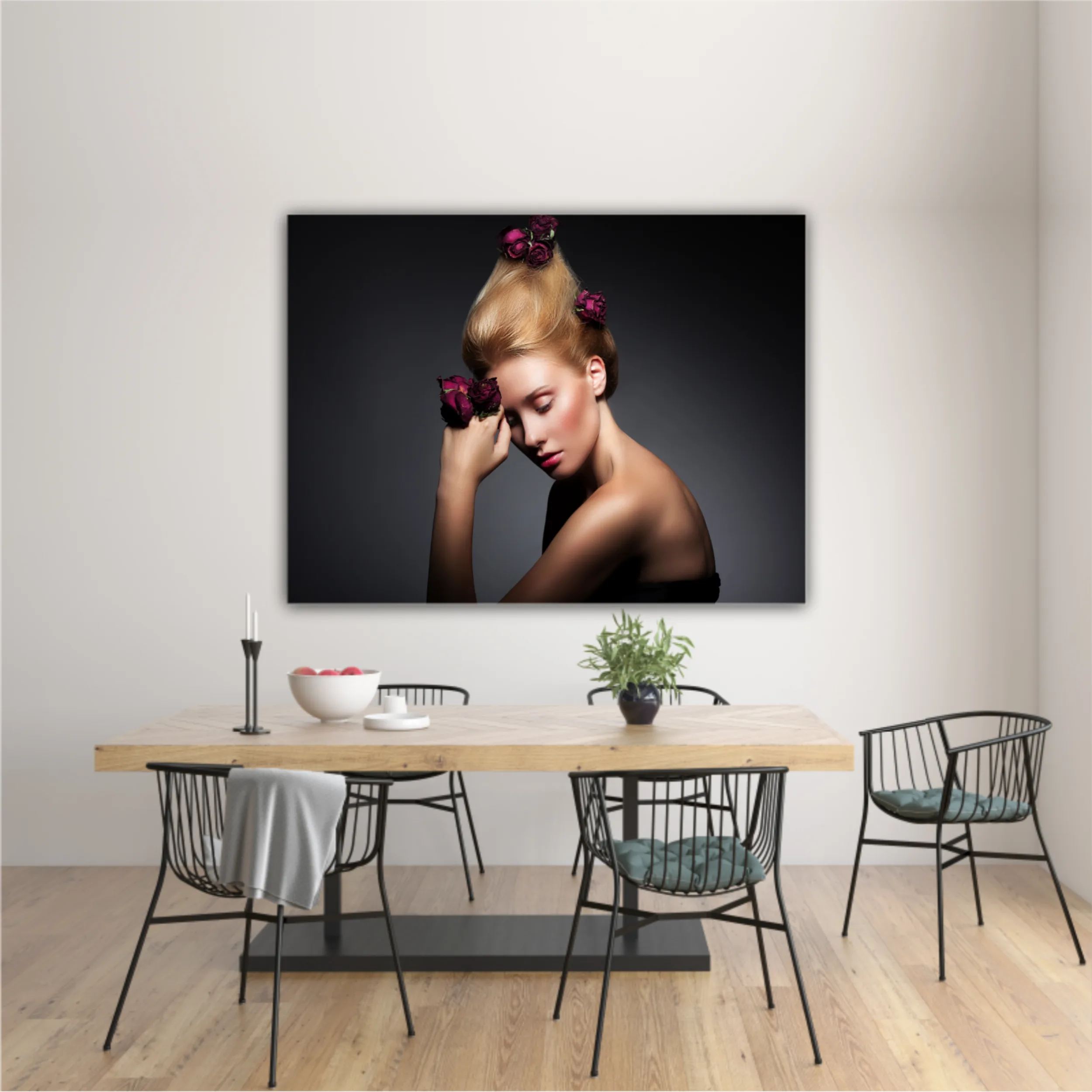  Portrait of woman with flowers in hair