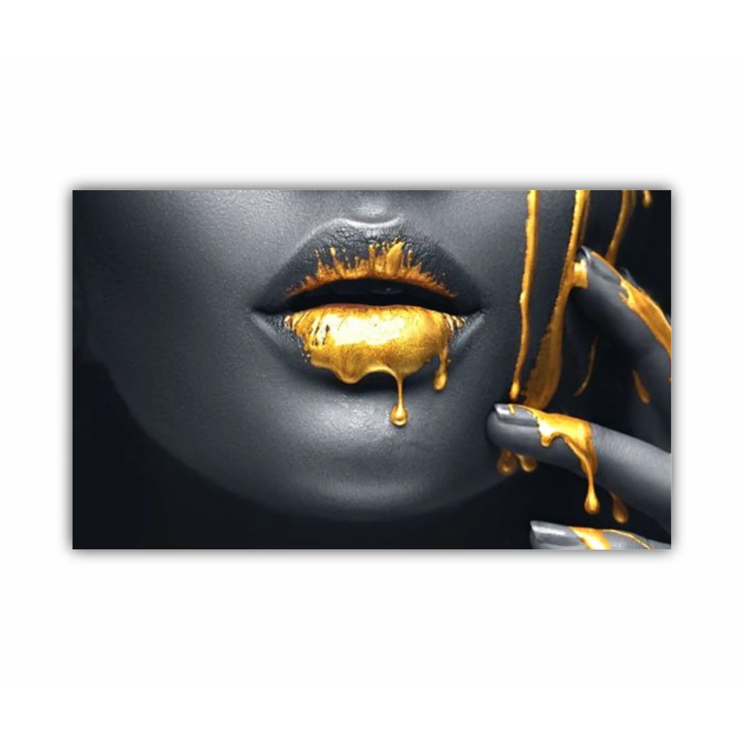 Women in golden makeup - Lips golden