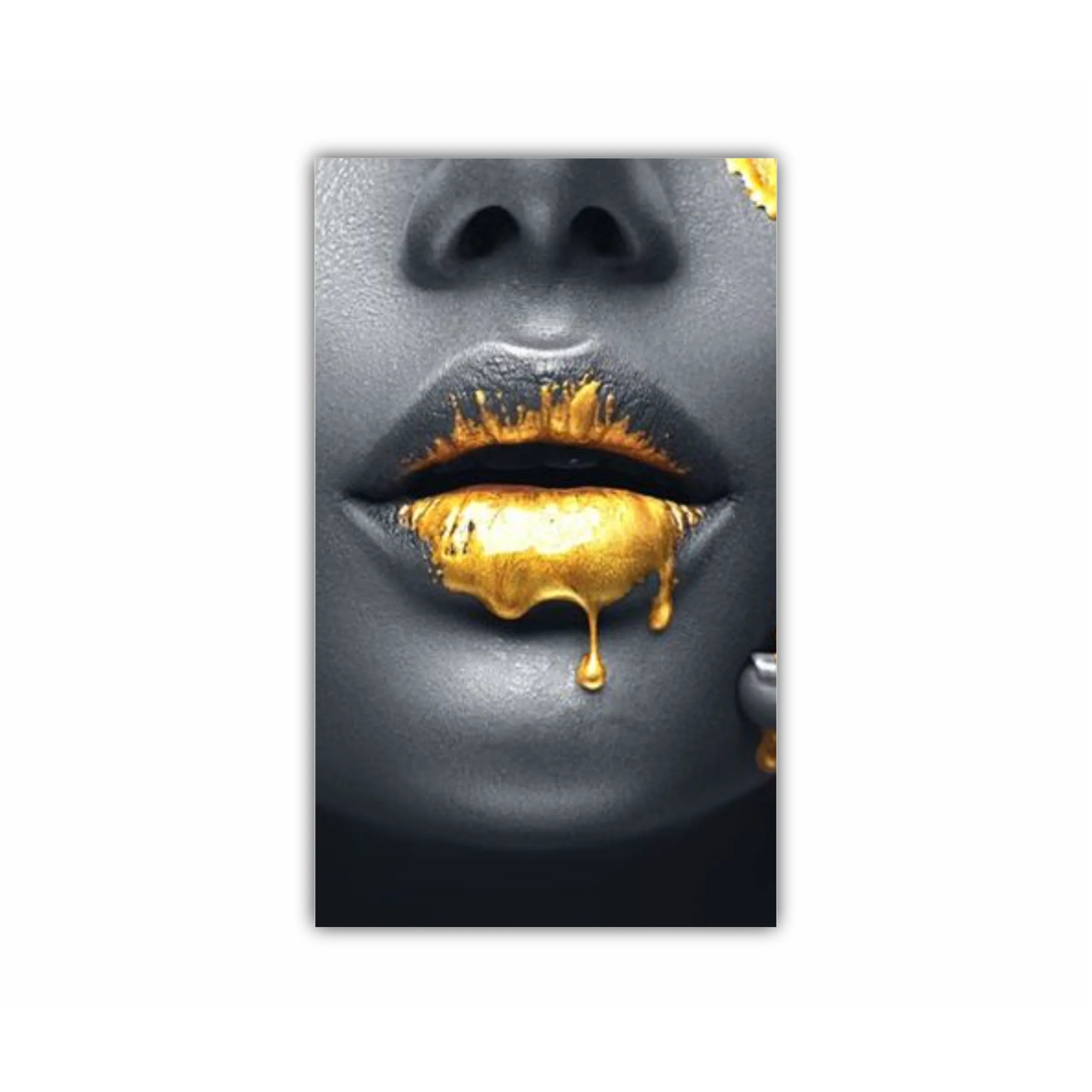 Women in golden makeup - Lips golden