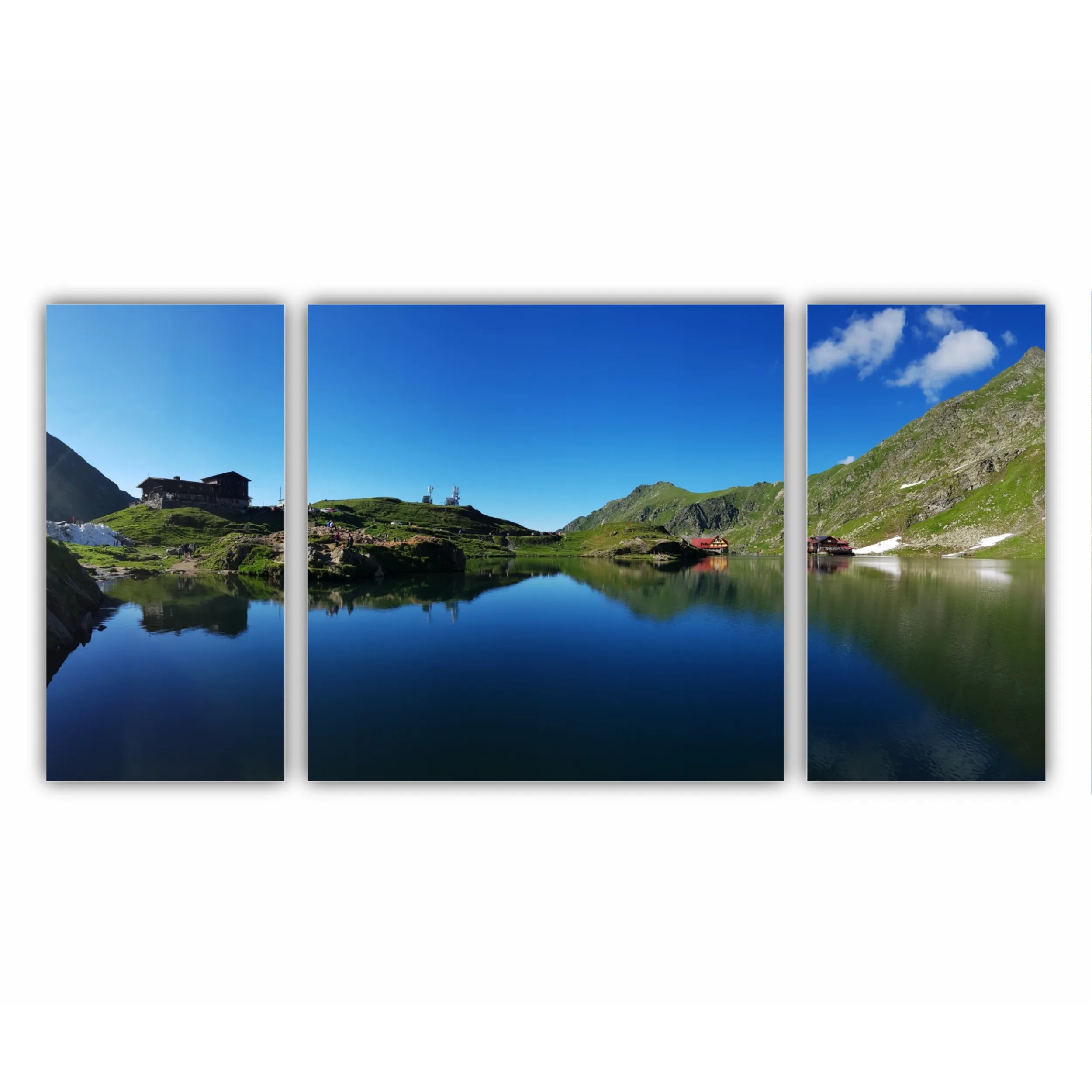 Frumos lac vulcanic Balea la mare altitudine - pe muntii Fagaras - Romania