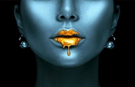 Blue beauty with golden details  Lips golden