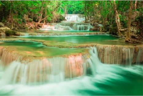 Cascada Huay Mae Khamin din Parcul National din Thailanda