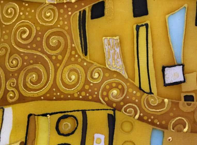 Casa de aur în stilul picturii Gustav Klimt