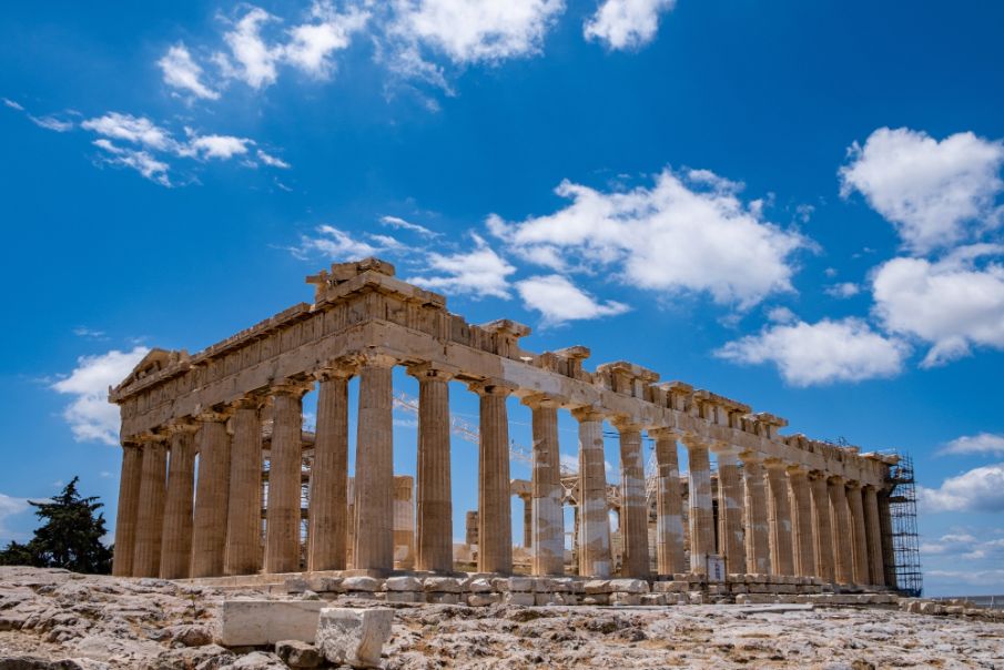 Templul Parthenon din Grecia pe acropole